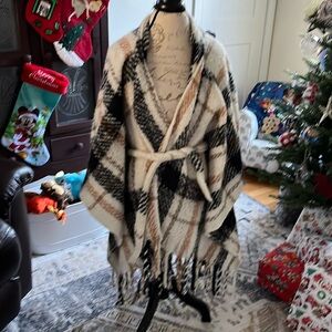 Vince camuto NWT ONE SIZE